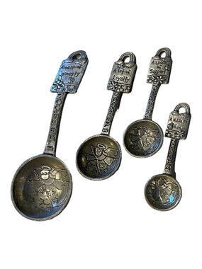 Ganz Measuring Spoons - Tablespoon, Teaspoon, 1/2 Teaspoon, 1/4 Teaspoon